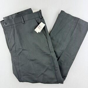 VAN HEUSEN Traveler Pant 42X32 Classic Fit, Non-Iron Dark Grey Mens NEW
